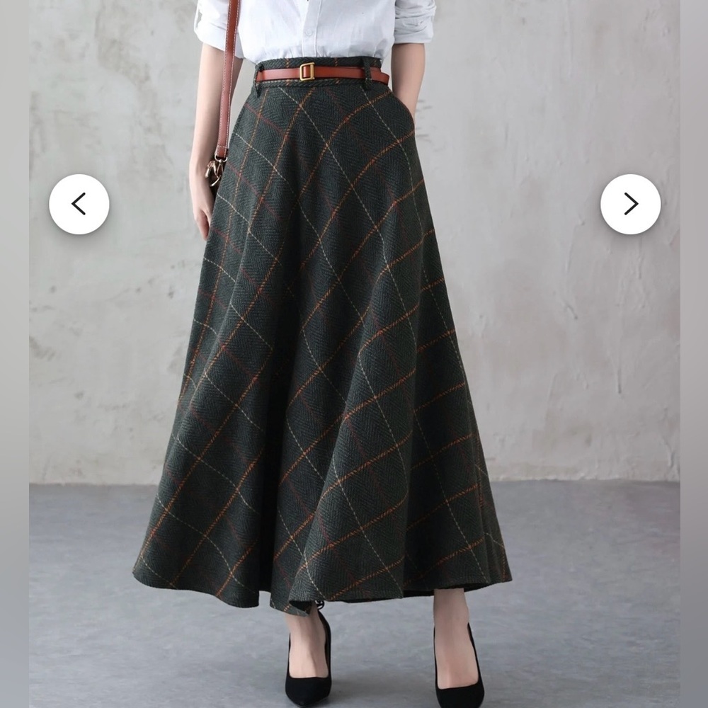 High-Waist Dark Green Plaid A-Line Maxi Skirt, US size 8